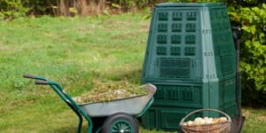 compostador para jardin